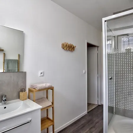 Authentique Et Confortable Avec Wifi, Parking Gratuit Et Cuisine Equipee A - Fr-1-496-276 Apartamento