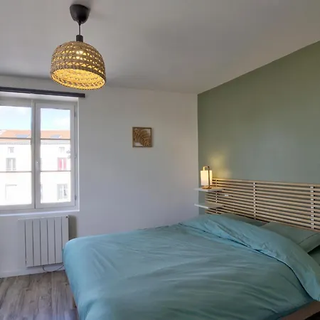 Apartamento Authentique Et Confortable Avec Wifi, Parking Gratuit Et Cuisine Equipee A - Fr-1-496-276 *